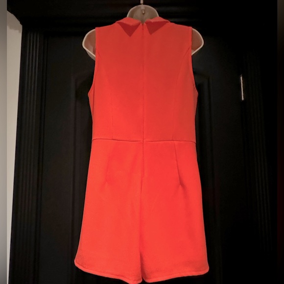 Coral Shorts Romper - Picture 2 of 3